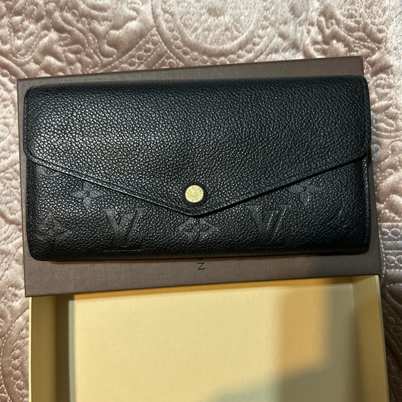 Louis Vuitton Sarah Wallet Empreinte Noir - Picture 6 of 8